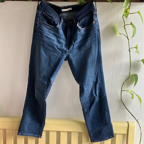 levi 724 high rise straight crop - Picture 3 of 4